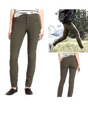 Athleta Wander Stash Skinny Pants in olive green Size 2 zippered hem
